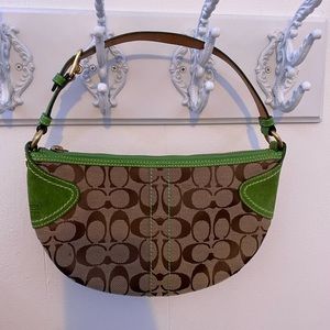 Green Coach Vintage Mini Bag💚🐍🟢